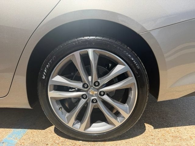2024 Chevrolet Malibu 2LT