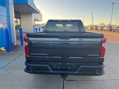 2022 Chevrolet Silverado 1500 Custom