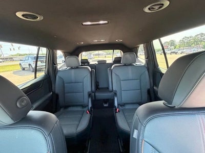 2024 GMC Acadia AT4