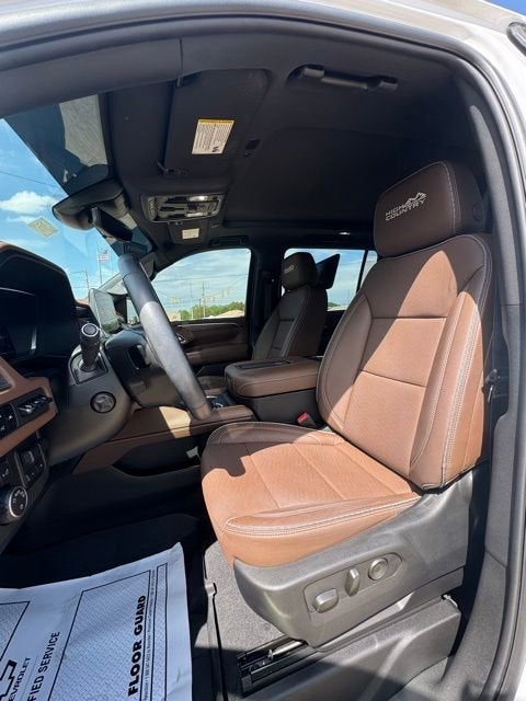 2024 Chevrolet Suburban High Country