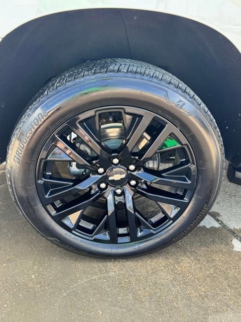 2024 Chevrolet Suburban High Country