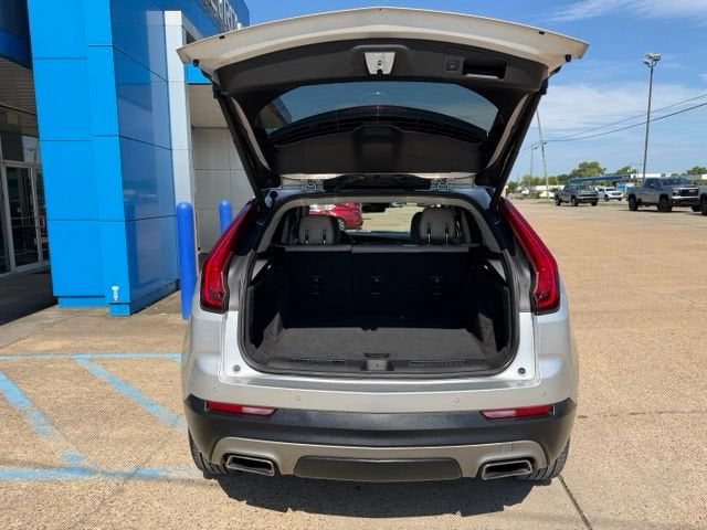 2022 Cadillac XT4 Premium Luxury