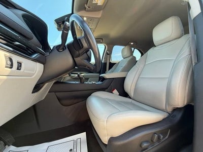 2022 Cadillac XT4 Premium Luxury