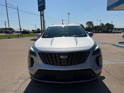 2022 Cadillac XT4 Premium Luxury