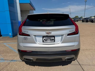 2022 Cadillac XT4 Premium Luxury