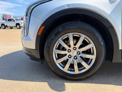 2022 Cadillac XT4 Premium Luxury