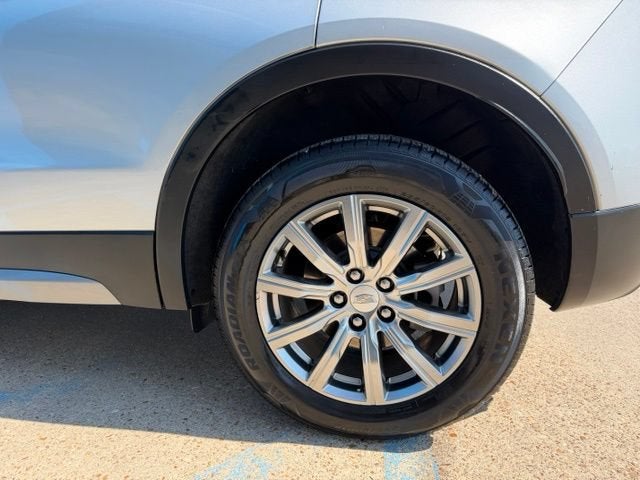2022 Cadillac XT4 Premium Luxury