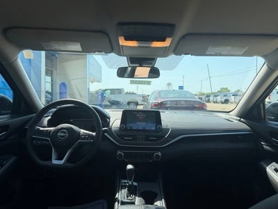 2025 Nissan Altima SV
