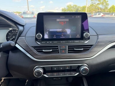 2025 Nissan Altima SV