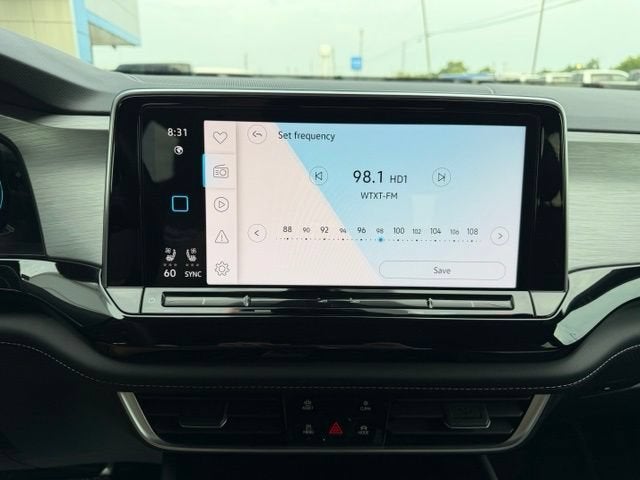 2026 Volkswagen Atlas Cross Sport 2.0T SE w/Technology