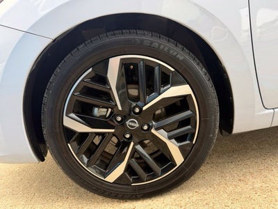 2024 Nissan Versa SR