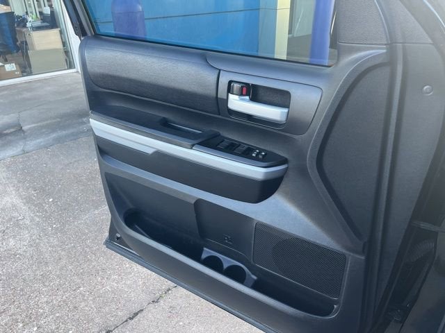 2020 Toyota Tundra 4WD SR5