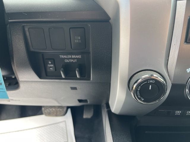 2020 Toyota Tundra 4WD SR5