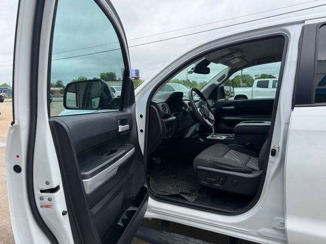 2020 Toyota Tundra 2WD SR5
