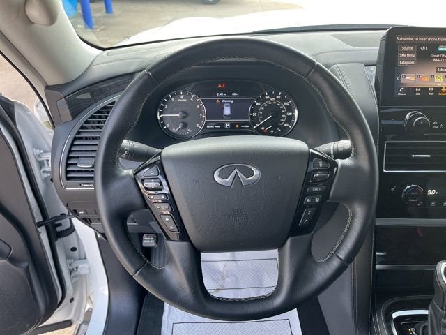 2023 INFINITI QX80 LUXE