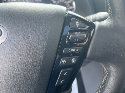 2023 INFINITI QX80 LUXE