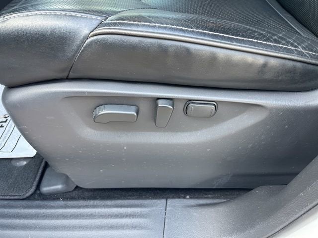 2023 INFINITI QX80 LUXE